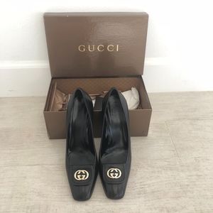 GUCCI shoes in Women